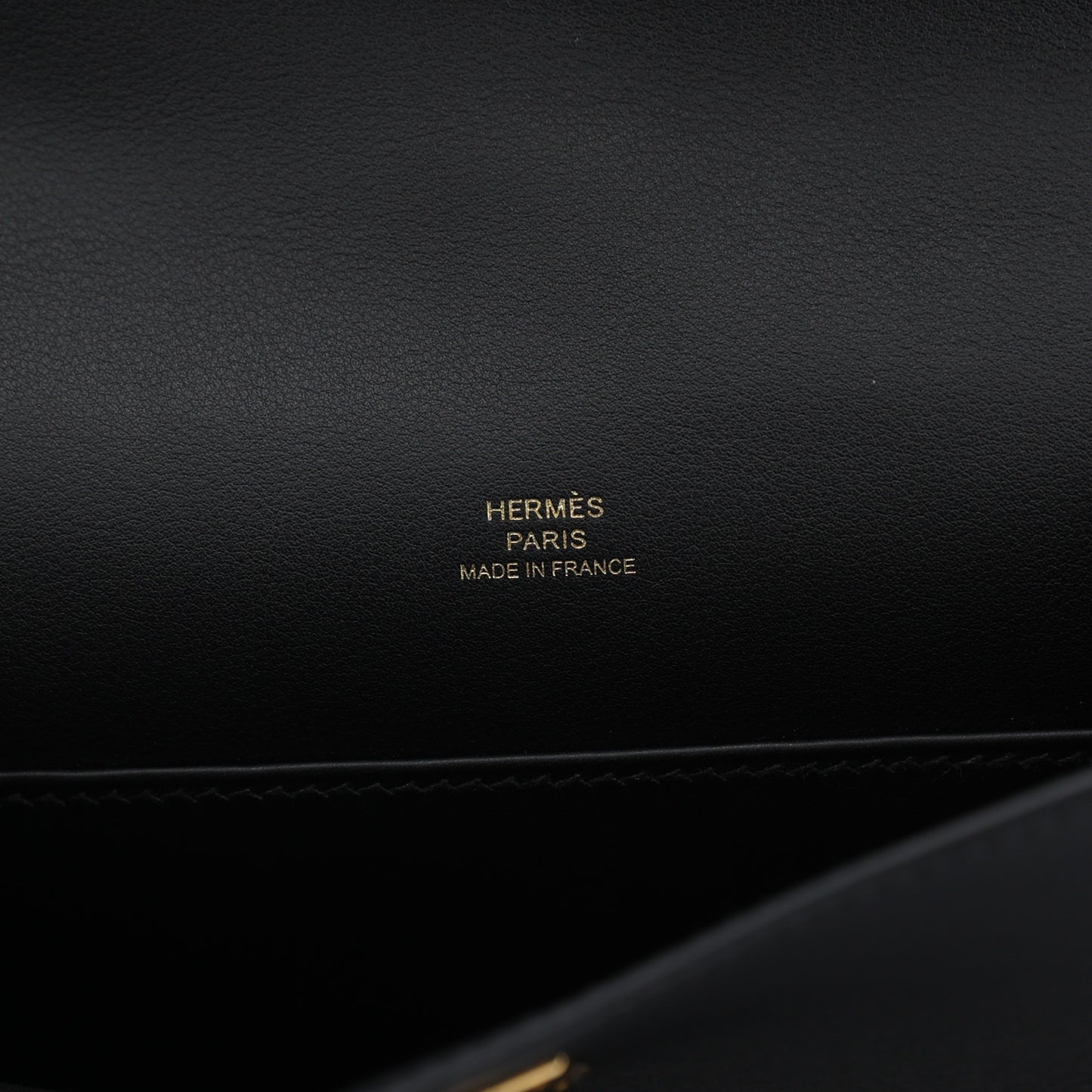 HERMÈS Kelly Pochette Black (89) Swift Gold hardware W (2024)