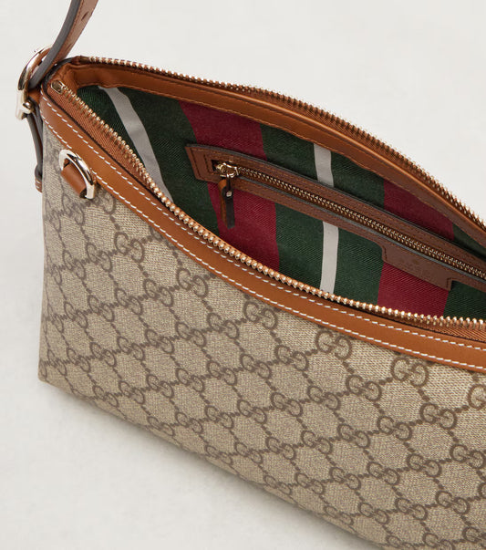 Gucci GG Emblem Medium shoulder bag 2025