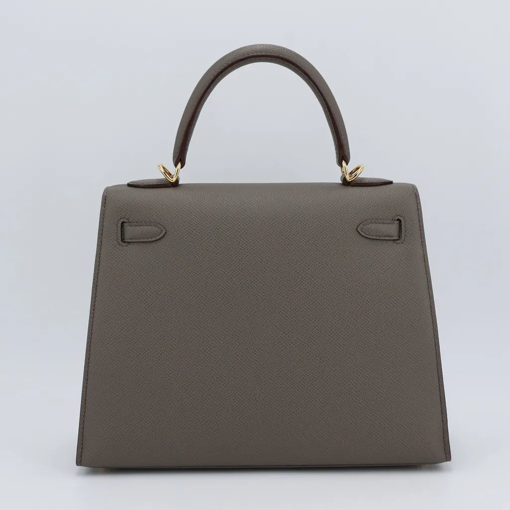 HERMÈS Kelly 25 Sellier Etain (8F) Epsom Gold hardware B (2023)