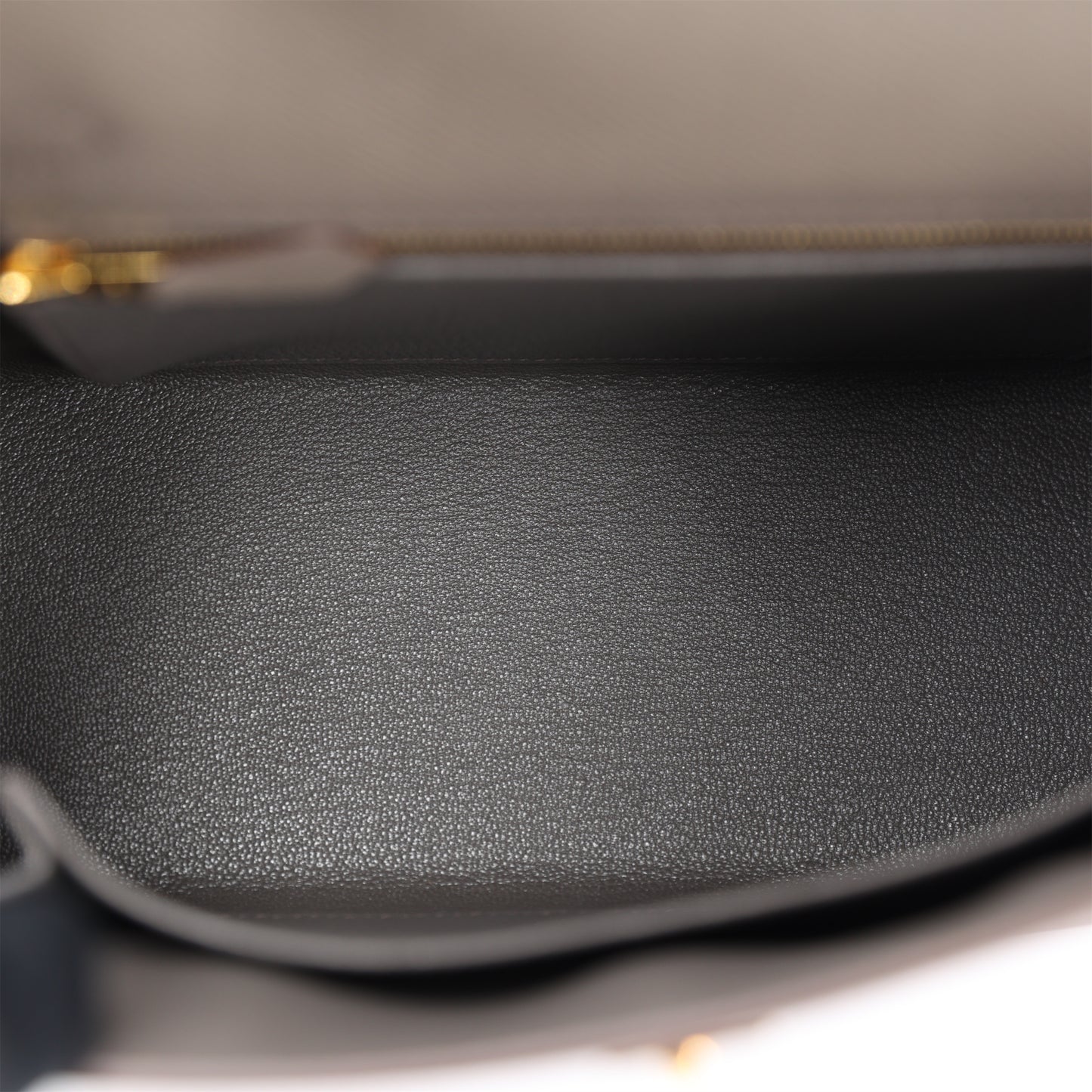 HERMÈS Kelly 25 Sellier Etain (8F) Epsom Gold hardware B (2023)