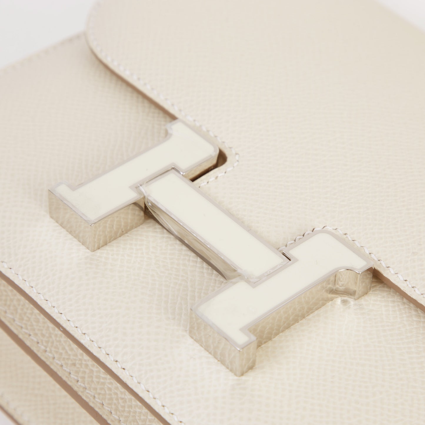 HERMÈS Constance Mini Craie (10) Epsom Lacquer Hardware Palladium hardware K (2025)