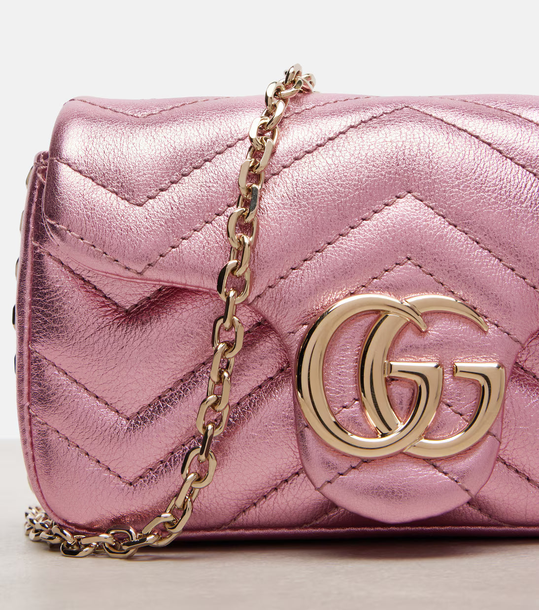 Gucci GG Marmont Mini leather shoulder bag 2025