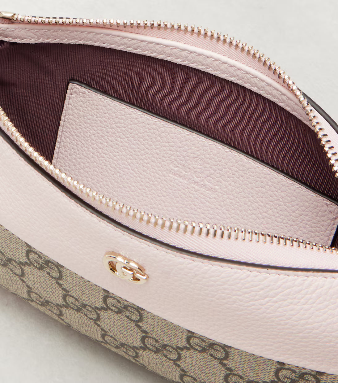 Gucci GG Marmont Mini shoulder bag 2025