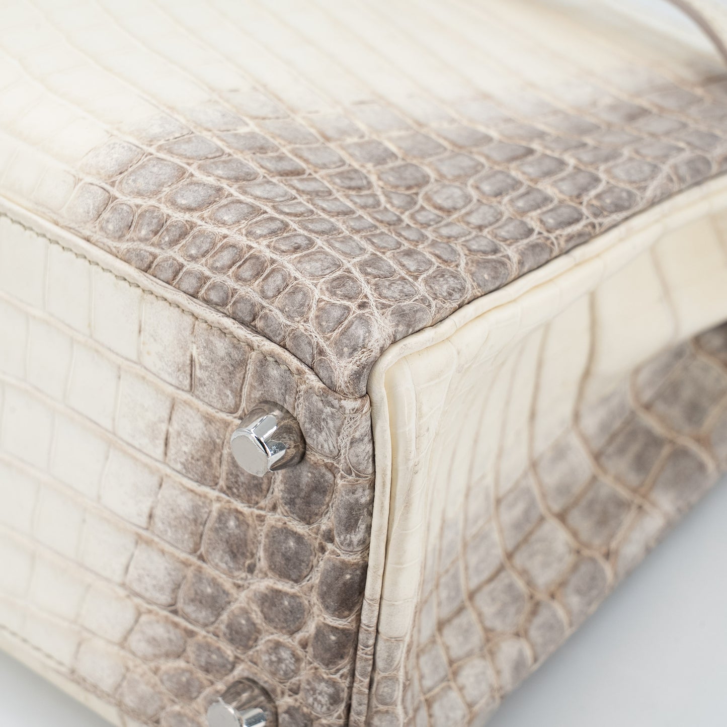 HERMÈS Limited Edition Kelly 25 Himalaya Matte Niloticus Crocodile Diamond White Gold hardware Z (2021)